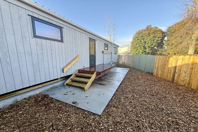 Photo of property in 11 Cooper Place, Papakura, 2110