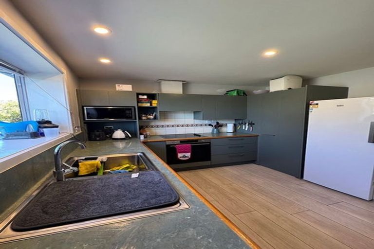 Photo of property in 2 Hawkswood Place, Avonhead, Christchurch, 8042