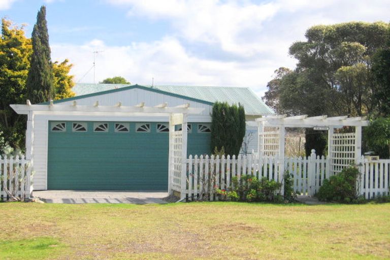 Photo of property in 219 The Square, Whangamata, 3620