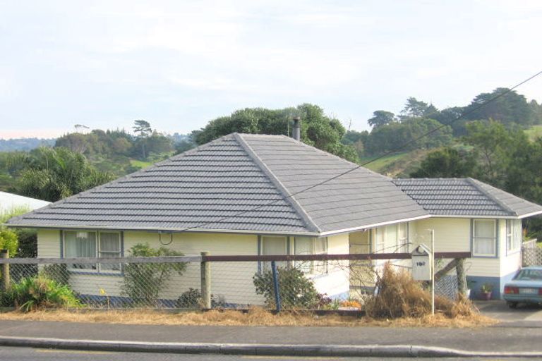 Photo of property in 192 Don Buck Road, Massey, Auckland, 0614