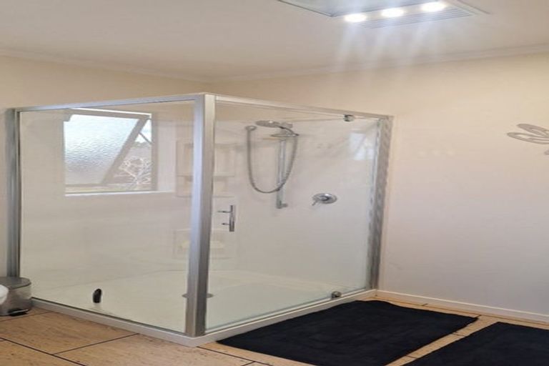 Photo of property in 48 Sunstone Crescent, Brown Owl, Upper Hutt, 5018