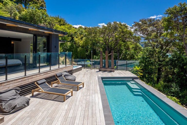 Photo of property in 25 Astrolabe View, Kaiteriteri, Motueka, 7197
