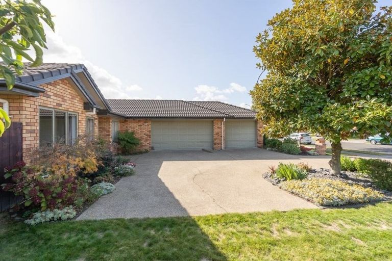 Photo of property in 121 Wentworth Drive, Rototuna North, Hamilton, 3210