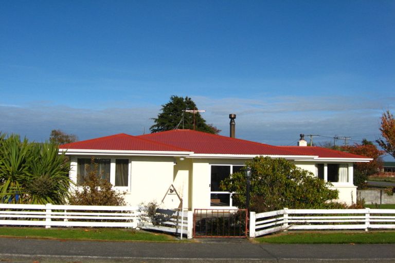 Photo of property in 1 Kiwi Street, East Gore, Gore, 9710