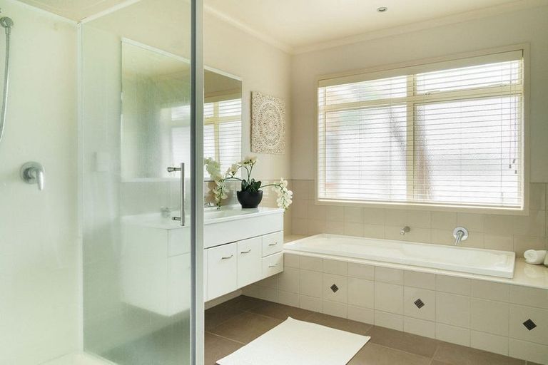 Photo of property in 1 Stamford Place, Ohauiti, Tauranga, 3112