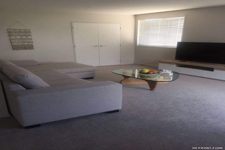 Photo of property in 23 Lamia Place, The Gardens, Auckland, 2105