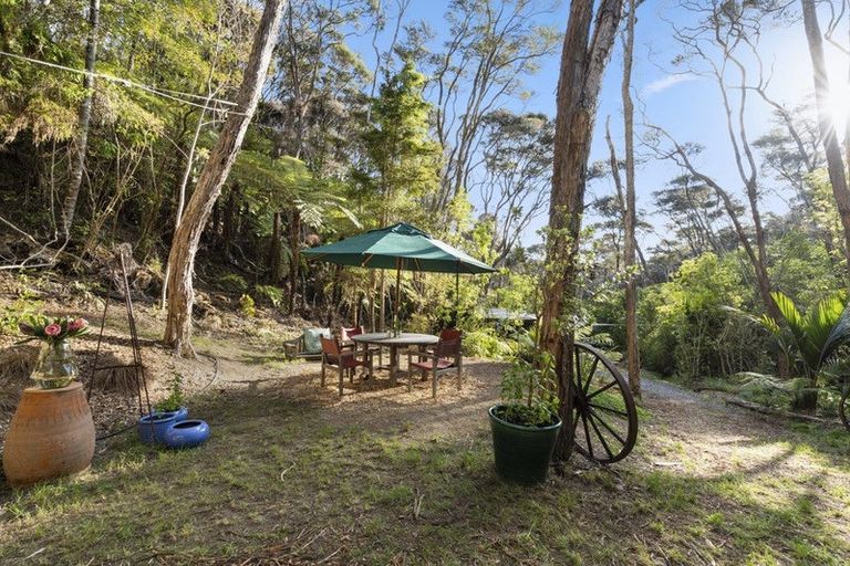 Photo of property in 106a Manawaora Road, Russell, 0272