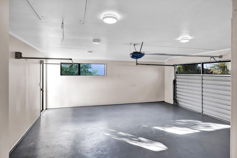 Photo of property in 23 Maratahu Street, Westown, New Plymouth, 4310