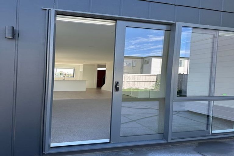 Photo of property in 136 Te Napi Drive, Takanini, Auckland, 2112