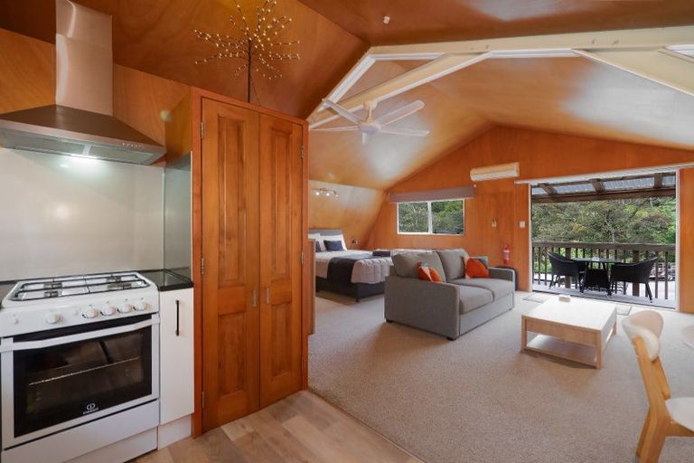 Photo of property in 9 Oromahoe Road, Opua, 0200