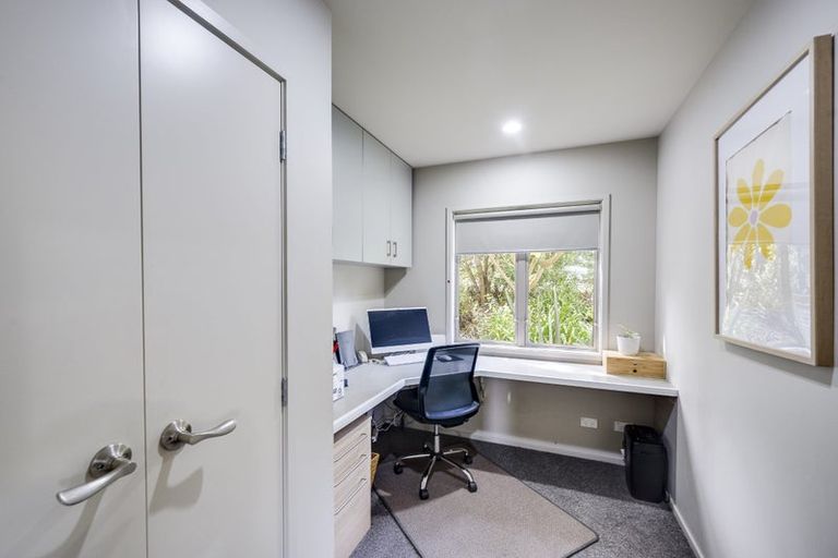 Photo of property in 15 Ridgeway Terrace, Taradale, Napier, 4112