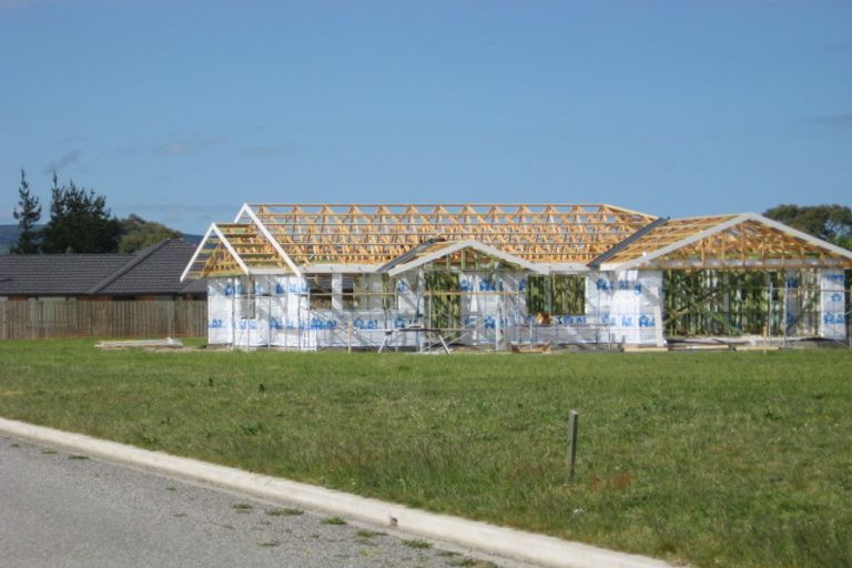 Photo of property in 6 Haydon Place, Amberley, 7410