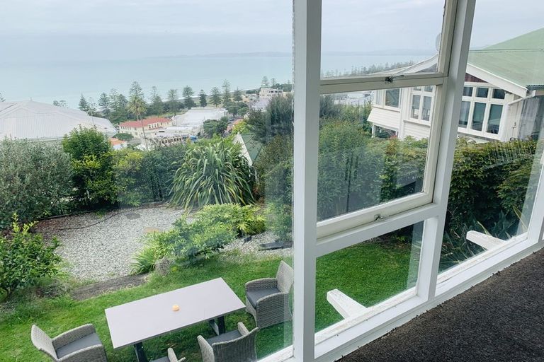 Photo of property in 1a Onslow Road, Bluff Hill, Napier, 4110