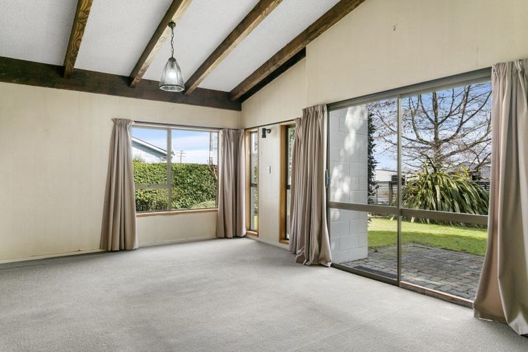 Photo of property in 60 Invergarry Road, Hilltop, Taupo, 3330