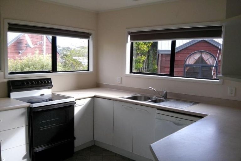 Photo of property in 4/41 Howard Road, Northcote, Auckland, 0627