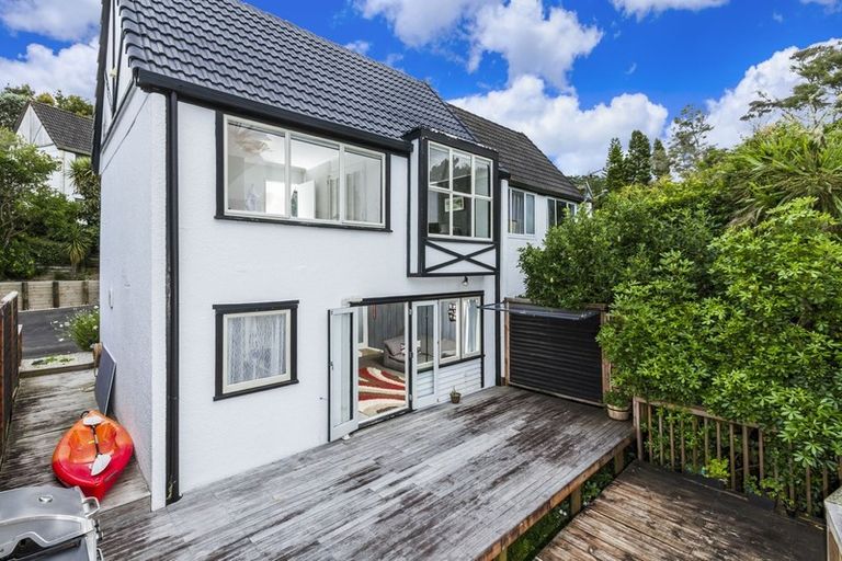 Photo of property in 10/65 Rangatira Road, Beach Haven, Auckland, 0626