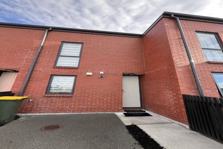 Photo of property in 93 Walsh Road, Papakura, 2110