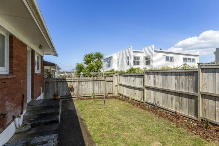 Photo of property in 3/3 Fentham Road, Hauraki, Auckland, 0622