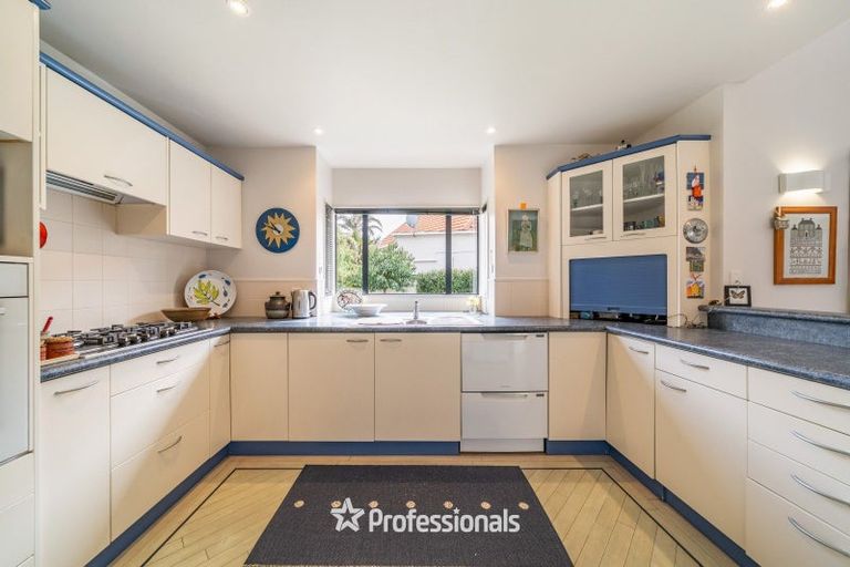 Photo of property in 3 Huia Street, Hutt Central, Lower Hutt, 5010