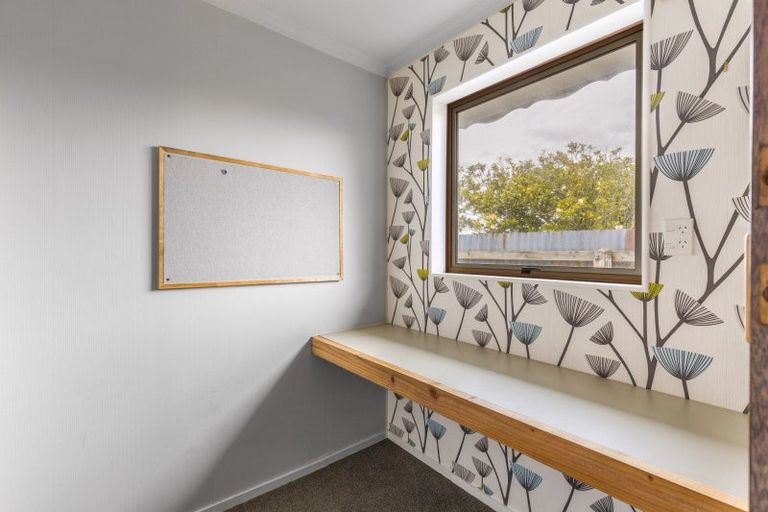 Photo of property in 8 Myers Street, Waikiwi, Invercargill, 9810