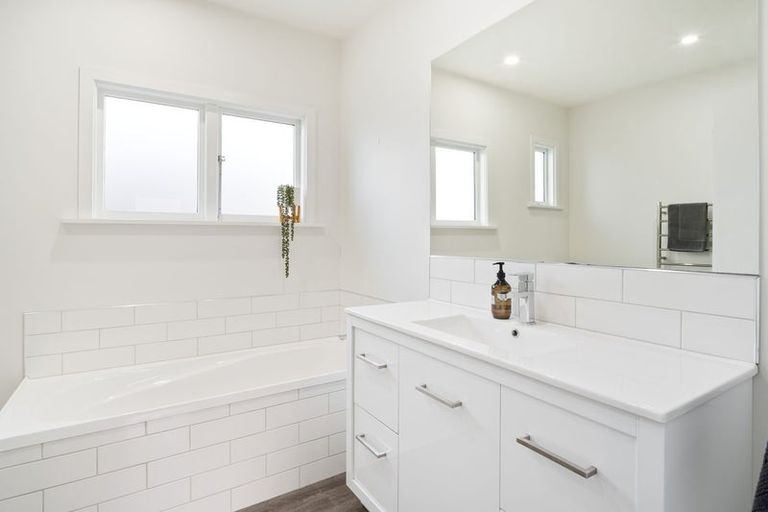 Photo of property in 66 Mahars Road, Mairehau, Christchurch, 8052