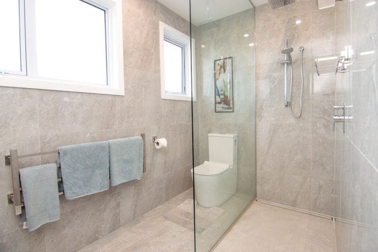 Photo of property in 45 Rata Street, Roslyn, Palmerston North, 4414