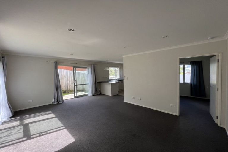 Photo of property in 3 Keldale Place, Forrest Hill, Auckland, 0620