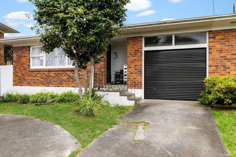 Photo of property in 3/162 Onewa Road, Northcote, Auckland, 0627