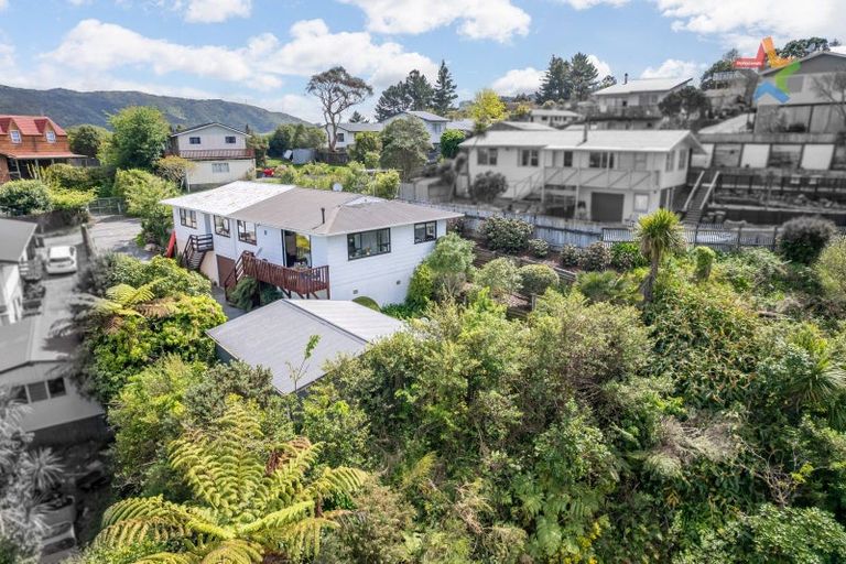 Photo of property in 96b Lord Street, Stokes Valley, Lower Hutt, 5019