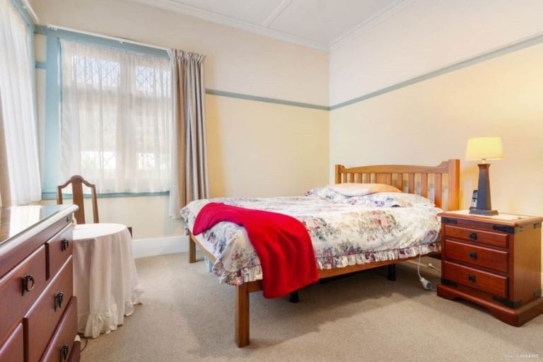 Photo of property in 54 Delta Avenue, New Lynn, Auckland, 0600