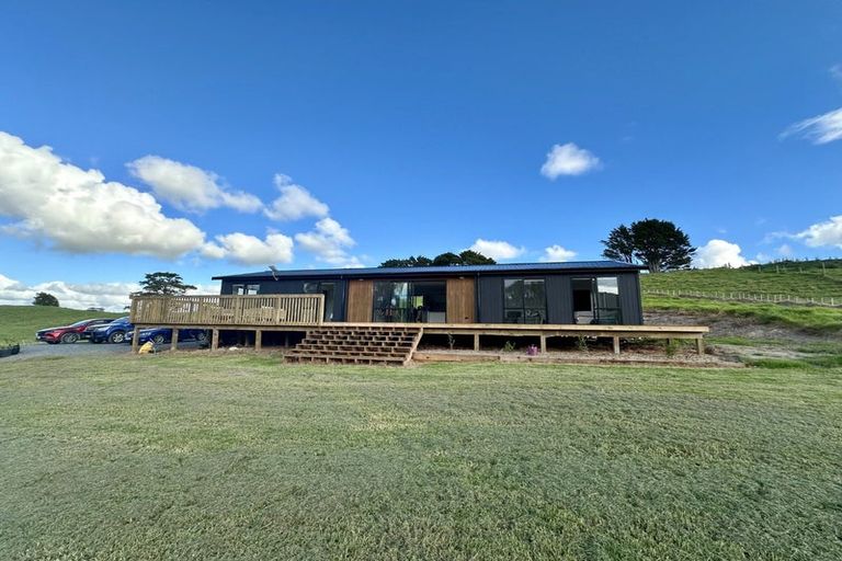 Photo of property in 37 Judd Road, Maungaturoto, 0520