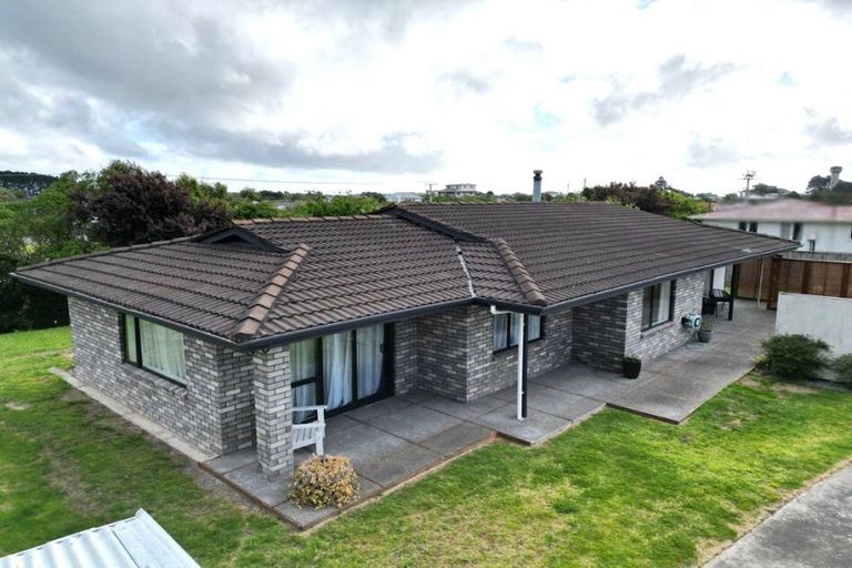 Photo of property in 6a Futter Street, Foxton, 4814