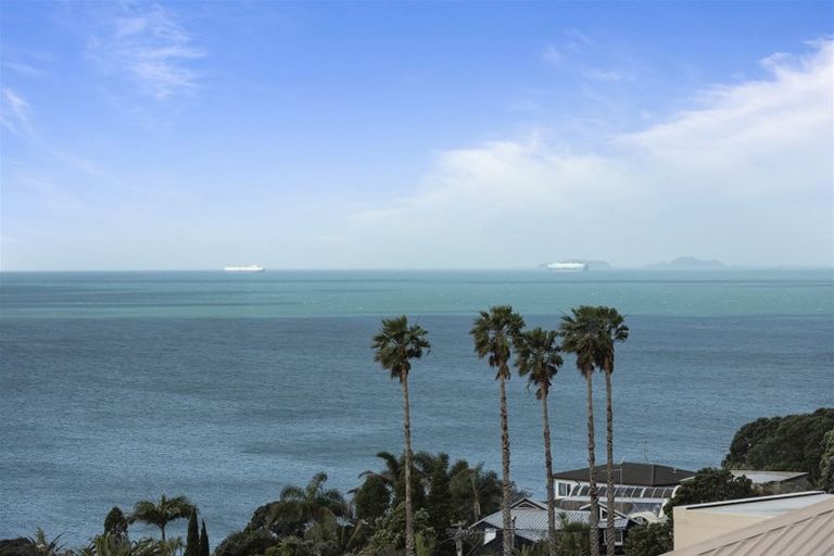 Photo of property in 35a Gulf View Road, Murrays Bay, Auckland, 0630