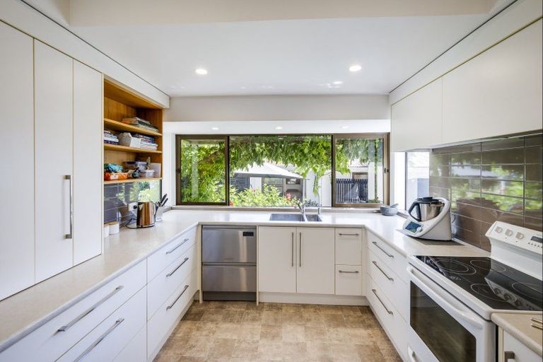 Photo of property in 7 Balmoral Street, Taradale, Napier, 4112