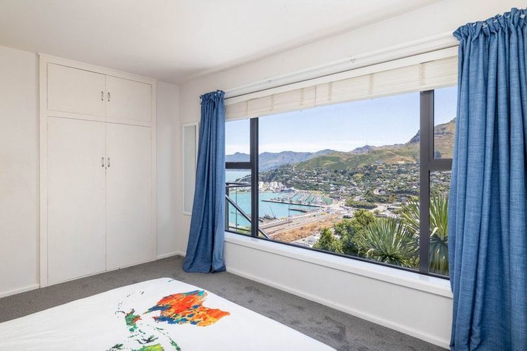 Photo of property in 10 Foster Terrace, Lyttelton, 8082