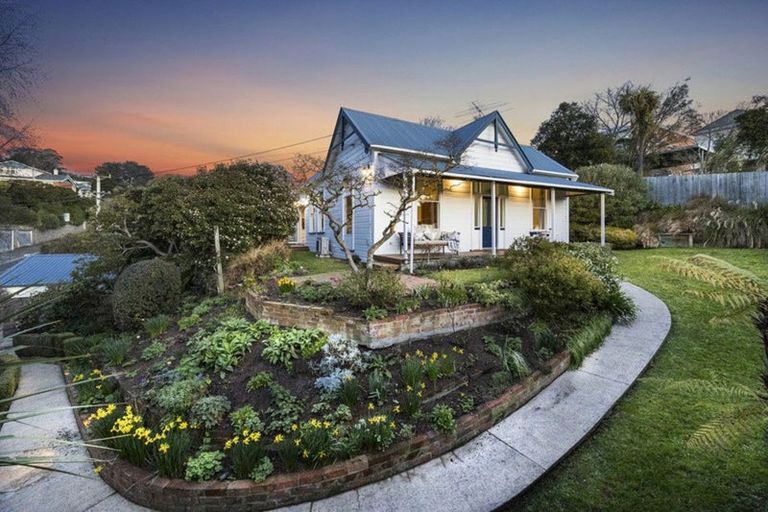 Photo of property in 24 Cranston Street, Andersons Bay, Dunedin, 9013