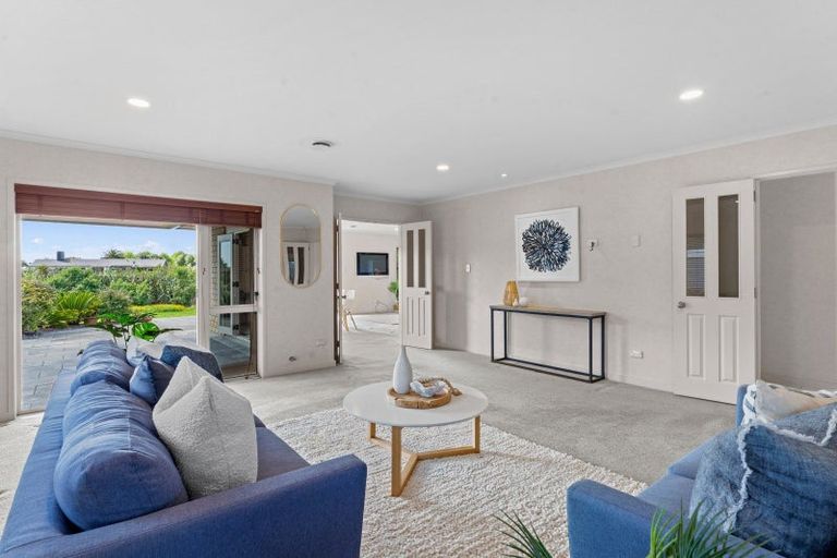 Photo of property in 73 Oriental Parade, Papamoa Beach, Papamoa, 3118