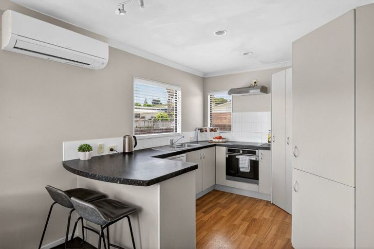 Photo of property in 28 Lisa Place, Brookfield, Tauranga, 3110