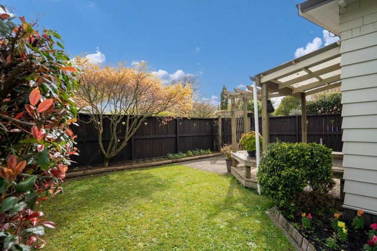 Photo of property in 13 Hamilton Road, Cambridge, 3434