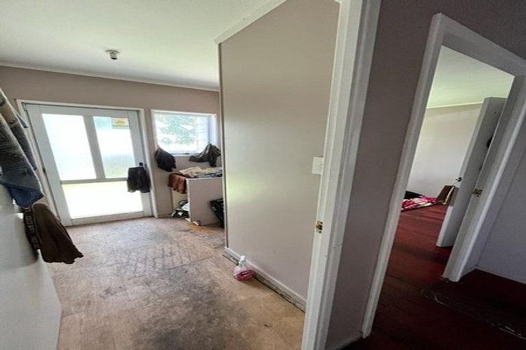 Photo of property in 1/144 Shifnal Drive, Randwick Park, Auckland, 2105