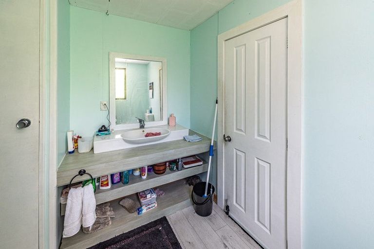 Photo of property in 3 Kaitoke Road, Kaitoke, Whanganui, 4572