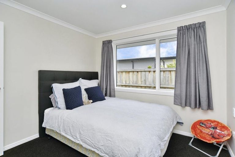 Photo of property in 56 Watkins Drive, Rangiora, 7400