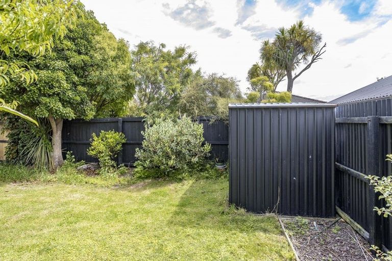 Photo of property in 12a Cradock Street, South New Brighton, Christchurch, 8062