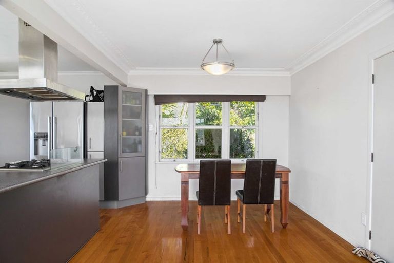 Photo of property in 11 Routly Avenue, Pukekohe, 2120