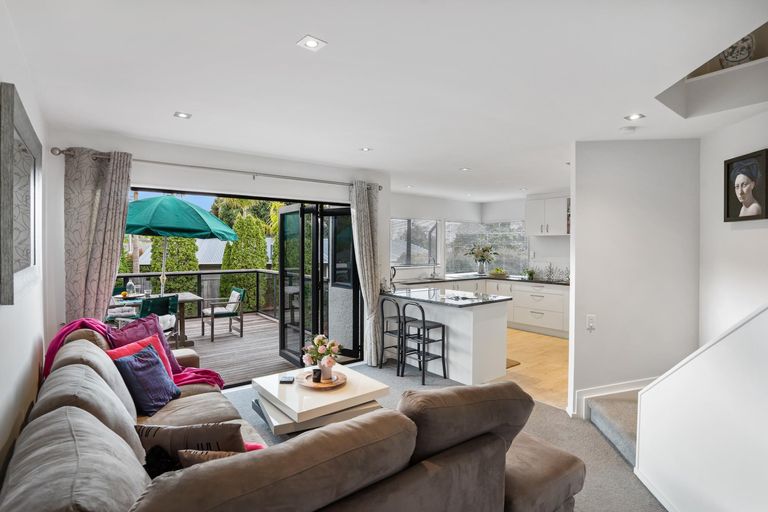 Photo of property in 1/28 Alexander Street, Cockle Bay, Auckland, 2014