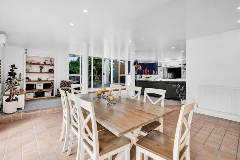 Photo of property in 330 Kelly Road, Lepperton, New Plymouth, 4373