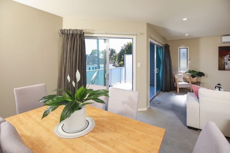 Photo of property in 30d Charlemont Street, Whitiora, Hamilton, 3200