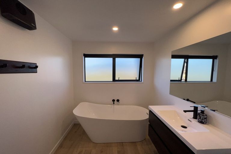 Photo of property in 34 Spitfire Drive, Burleigh, Blenheim, 7201