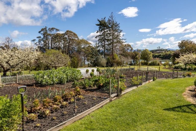 Photo of property in 172 Kina Peninsula Road, Tasman, Upper Moutere, 7173
