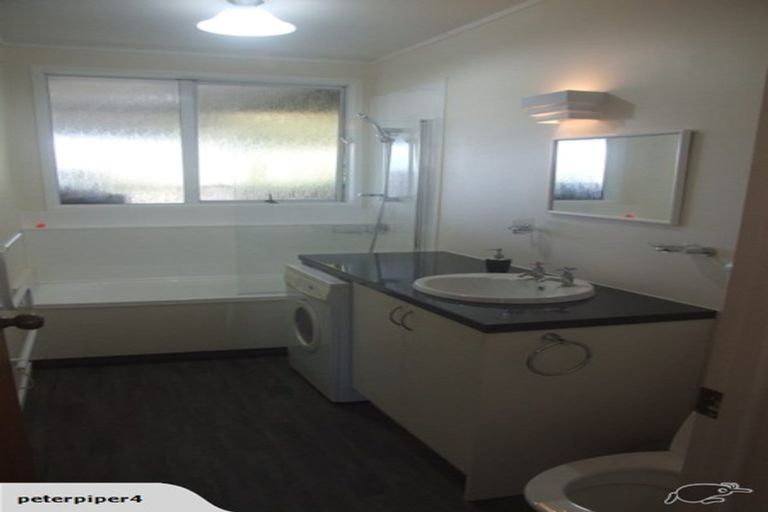 Photo of property in 63 George Point Road, Onerahi, Whangarei, 0110